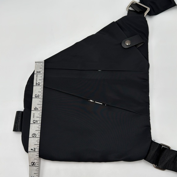 Brand New Lpnd Black Sling Crossbody Bag with Reflective Strap - Picture 11 of 11